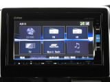 ★オーディオ画面★FM/AMラジオ・TV・CD/DVD再生などの機能がございます。また、Music RackやiPod接続で音楽を楽しむことも可能です!
