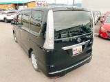 当店では軽自動車から普通車まで幅広くオールメーカーの車種・色・グレードを豊富に揃えております。