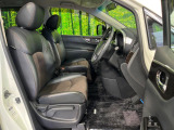 運転席シート廻りは使用感も少なく、良好な状態となっています。丁寧に使われていたことがよくわかりますね。