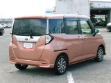 明るく広々、落ち着いた店内では、中古車のご検討・ご購入のほか、携帯電話(au)の購入等、様々なご相談に幅広く応えていきます♪