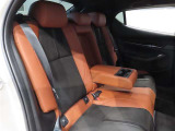 ゆとりある広々とした車内空間は、ドライブを始め買い物やレジャーなど、幅広く活躍します。一人でもみんなとでもお出かけを楽しみましょう!