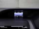 左右独立温度コントロールフルオートエアコンです。運転席、助手席それぞれで独立して温度設定ができます。冷え性の方が乗っても安心ですね♪