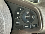 【アダプティブ・クルーズ・コントロール】予め設定した車速内でクルマが自動的に加減速。 前走車との適切な車間距離を維持しながら追従走行し、高速道路でのドライバーの疲労を軽減してくれる嬉しい機能付♪