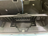 【ラゲッジルーム】実用性に優れた二段式ラゲッジル-ムでお荷物を別々に収納が可能♪♪