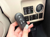 ダイハツ車を知り尽くした経験豊かなメカニックが、お客様のご要望に合わせて3つのメニューで安心な車検整備を行ないます。