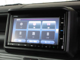 ナビゲーションは純正メモリーナビ(VXM-235Ci)を装着しております。AM、FM、CD、Bluetoothがご使用いただけます。初めて訪れた場所でも安心ですね!