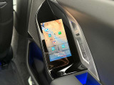 BMW専門のメカニックが、100項目にも上るポイントを徹底的にチェック。交換基準に達した部品があれば、弊社負担にて交換後、お客様へご納車致します。
