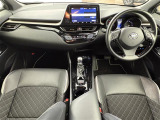 C-HR 1.2 G-T モード ネロ 修復歴無し