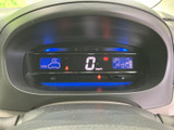 運転に集中できるシンプルな表示で、目的地までスムーズに案内。初めての道でも安心です。視認性の高い画面で安全運転をサポートします。