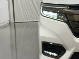 ★LEDヘッドライト搭載★ 白っぽく光る明るく省電力なLEDライト!先進的な白い輝きでフロントフェースを引き締めます☆