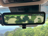 【デジタルインナーミラー】後席の大きな荷物や同乗者で後方が確認しづらい時でも安心!カメラが撮影した車両後方の映像をルームミラー内に表示。クリアな視界で状況の確認が可能です!