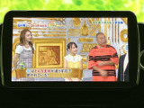 停車中にTVを楽しむことができます。移動の時間を有効活用し、リラックスした時間を過ごしましょう。快適なドライブのお供に。