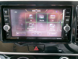 フルセグTV、CD、Bluetooth、ミュージックストッカー好きな音楽を聴きながらドライブ。