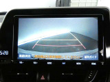 バックガイドモニターで、後方を確認しながら安心して駐車することができます。運転初心者も熟練者も必須の機能ですよ!