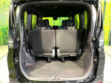 普段のお買い物や通勤、送迎等に十分な荷室スペースを確保しております。セカンドシートを倒すと、大きな荷物の積載も可能です♪