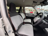 1列目シートです。足元までゆったりとご乗車いただけます!