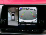 アラウンドビューモニター搭載車です。360度見渡せるカメラで苦手な駐車も安心です。