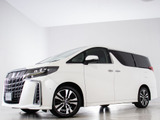 ★展示前点検実施★特殊な機材も用いて、前車点検を実施しております!