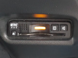 ETC車載器が装備されております。カードを挿入すれば直ぐに使えるようセットアップ(有料)してお渡しします。