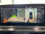 トップビューカメラ前後クリアランスソナー付なので、駐車が苦手な方でも安心です。ガイドの表示・非表示も切り替え可能です