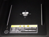 ★ワイヤレス充電器★対応している端末の充電が置くだけでスマートに充電できます