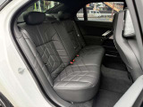 車両の詳細、ご質問につきましては、弊社営業スタッフまでお気軽にご連絡下さいませ。遠方のお客様には実車の詳細画像送信も承ります。お客様からのお問合せをお待ち致しております。