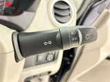 ライトスイッチ付き方向指示器(ウインカー)レバーです。