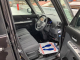 全車消毒済み。納車時にはもう一度キレイにいたしますので安心してお乗りいただけます。♪フロントベンチシートで助手席への移動もラクラク!!