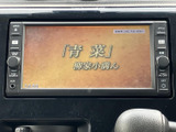 後方確認をサポートするモニターは、安全運転に役立ちます。狭い道や駐車時も安心ですね。運転に不安を感じる方にもおすすめです。