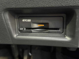 『ETC』 なら高速道路をスイスイと通過!!クルマは料金所をノンストップで通過することができます!