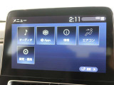 ディスプレイオーディオを装備。スマホとクルマをつなぐことで、これまでのナビに加えて、いろんなサービスが楽しめます。
