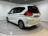 ご納車までの期間ですが、県内のお客様は2、3週間、県外のお客様は3、4週間ほどでご納車が可能となります。但し、お支払いや書類の状況によっては多少の前後もありますので、その際には何卒ご了承下さい。