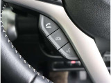 ステアリングスイッチです!視線を逸らすことなく操作することができます!