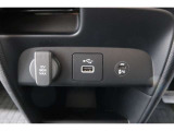 スマートフォンなどの音楽再生が可能なUSB接続ジャック装備車両です♪♪♪