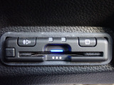 ■【ETC車載器】が装備されています。セットアップをしてお渡しとなり、ETCカードを差し込むだけで高速道路の利用が可能です。