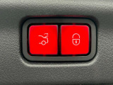 スタッフ全員が自動車保険の資格を保有しており、万が一の事故の際のサポート体制を整えております。メルセデス・ベンツ自動車保険プログラムをご用意しております。無料証券診断を行います!