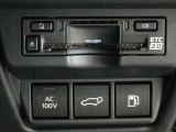 非常時やキャンプなどに役立つAC100Vコンセント付きです。ETCも装備してます。