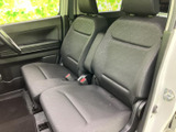 運転席からの視界は良好で、運転操作もスムーズ。シンプルなデザインながらも、必要な機能はしっかり備わっています。安全運転をサポート。