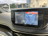 停車中に楽しめるTV機能付き。休憩時間や待ち時間に、ニュースや番組をチェックできます。移動中のエンターテイメントに。