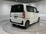 自動車保険・JAFも取り扱っております。また、お客様のご希望で保証延長(有償・一部の車種では取り扱いできません)もご準備しております。
