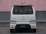 軽自動車で人気のサイズ感。使い勝手の良さが後押しし、人気車種となっております。必要装備も十分揃っているのではないでしょうか??