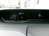 メーターに、様々な車両情報を表示してくれる、ディスプレイがついています。