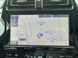 映像の鮮明なワンセグ対応の純正メモリーナビ。目的地まで道案内をしてくれるので安心して出かけられます。
