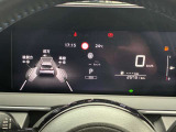 e-power専用のメーターで様々な情報を表示してくれます。 デザインも〇