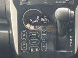◆エアコン◆温度の設定をしてAUTOボタンを押すだけ簡単。車内を快適な温度に保ってくれます