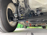 お車を安心してお乗りいただく為には、足回りの定期点検が欠かせません。サービスサポート(有償保証)では無料点検もご提供しており、安心のカーライフをお過ごしいただけるサポート体制が整っています。