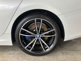 BMWの代名詞とも言えるキドニーグリル!アクティブ・エア・ストリームを採用し最先端の空力性能を実現しました。
