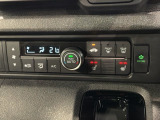フロント両席にはシートヒーターが付いています!寒い日に便利な装備ですね。
