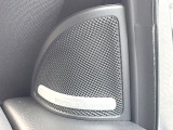 ●harman/kardonサウンドシステム:オーディオ専門メーカーが手掛けるプレミアムスピーカーを装備。多数のスピーカーから、音の粒立ちまで分かる高品質な音楽をお楽しみいただけます。