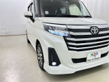 フォグランプ装着車です。暗い夜道の車両前方を明るく照らします